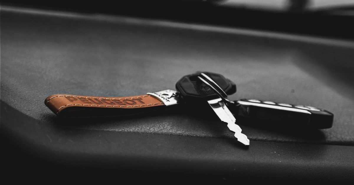 Chevrolet car key fob — East Bronx Locksmith